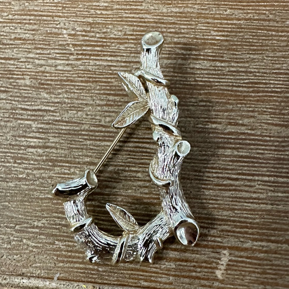 Vintage Letter J Gold Tone Sarah Coventry Brooch